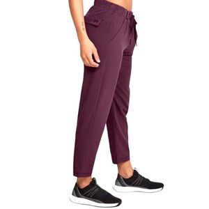 Under Armour‎ Woven Ankle Crop Lightweight Pants, Size Small Magenta 1329473